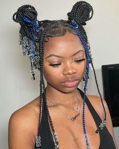 Protective 4c Hairstyles, Natural Protective Hairstyles No Weave, Short Knotless Braids With Beads, Braided Hairstyles With Beads, Short Knotless, Blue Press On Nails, Nails Birthday, Weave Hairstyles Braided, Knotless Box Braids