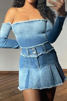 Details: Material: Polyester Sleeve Type: Long Sleeve Neckline: Off Shoulder Length: Cropped Fit Type: Slim Fit Elastic: Yes Size(Inch) Bust Waist Length S 34.6 29.1 18.5 M 36.2 30.7 18.9 L 37.8 32.3 19.3 Tips: Due to the many variations in monitors, the color in the image could look slightly different, please take physical design and color shall prevail. Please allow 0.4"-1" differs due to manual measurement. About Shipping • Processing It usually takes 2-5 business days for your order，while so Non-stretch Long Sleeve Denim Tops, Blue Long Sleeve Denim Top, Blue Non-stretch Casual Denim Top, High Waist Denim Tops For Fall, Fitted Long Sleeve Denim Top For Fall, Denim Tops For Spring Mini Length, Fitted Denim Top For Spring, Non-stretch Denim Blue Top, Denim Mini Top For Spring