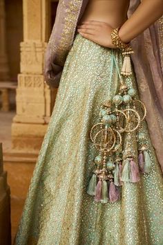 Lehenga Latkan, Gota Patti Lehenga, Seema Gujral, Wedding Crafts Diy, Embroidered Lehenga, Party Wear Lehenga, Tassels Fashion