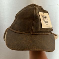 Brand New! Brown Leather Hats With Faux Fur Lining, Casual Brown Hat With Ear Flaps, Ugg Accessories, Navy Beanie, Logo Knit, Mens Uggs, Grey Beanie, Winter Hats Beanie, Ugg Australia