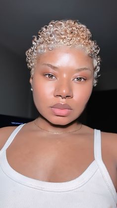 Blonde Natural Short Hair Black Women, Blonde Big Chop, Short Curly Blonde Hair Natural Black Women, Pixie Blonde Hair Black Women, Honey Blonde Big Chop, Platinum Blonde Twa