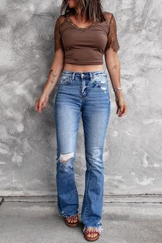 2021 Fall New Women's High Waist Ripped Bootcut Jeans Fashion Elastic Slim Denim Flared Pants Moustaches, Slim Denim, Women Street, Boot Cut Denim, Jeans Size Chart, Denim Flares, Slim Jeans, Jeans Brands, High Waisted Denim