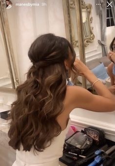 The scalp is the part of your hair that produces its own oils and dead skin cells. If you wash your hair below the scalp  it can dry out and cause baldness. Bridesmaid Hair Makeup, Ball Hairstyles, Quince Hairstyles, Prom Hairstyles For Long Hair, Penteado Cabelo Curto, Hair Stylist Life