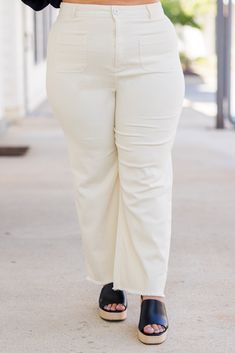 Get ready to tackle your day in style with our Girl On The Go Jeans in white! These jeans feature trendy front pockets and a frayed hemline, making them perfect for dressing up or down! Add a versatile and chic staple to your wardrobe with these must-have jeans! 97% Cotton, 3% Spandex White Mid-rise Pants With Frayed Hem, Chic White Pants With Frayed Hem, Everyday Cotton Pants With Frayed Hem, Spring Cotton Pants With Frayed Hem, Cotton Pants With Frayed Hem For Everyday Wear, Chic Cotton Pants With Frayed Hem, Cream Cotton Jeans For Spring, Chic Cotton Jeans With Frayed Hem, Trendy Cotton Pants With Frayed Hem