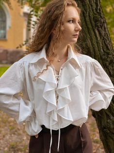 Cotton Pirate Poet Prince Renaissance Blouse Victorian Ruffle - Etsy Ruffle Shirt Outfit, Prince Shirt, Victorian Shirt, Ren Faire Outfits, Pirate Shirt, Prince Clothes, Poet Blouse, Shirt For Man, Fair Outfits