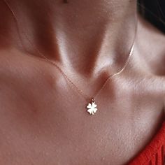 "\"14k Gold CLOVER LEAF Shaped Minimal Necklace, Good Luck Gifts, 14k Gold Customized Chain and Lock | Shamrock Necklace | Gift for Her\" Clover leaf shaped pendant with minimalist shape and elegant chain. An elegant and delicate jewel symbolizing luck.. ∙ P R O D U C T I O N ∙ ‣ All of our products are handmade and made to order ‣ All of our items are 14K real gold. We do not carry any gold filled, gold plated, or gold vermeil items. Also there are no other metals used so all items are hypoalle Rose Gold Charms Jewelry For Gift, Rose Gold Charms Jewelry Gift, Rose Gold Jewelry With Charms For Gift, Rose Gold Jewelry Birthday Gift, Dainty Pendant Jewelry For Gifts, Dainty Pendant Jewelry As Gift, Dainty Pendant Jewelry Gift, Dainty Jewelry For Birthday Gift, Dainty Jewelry For Birthday