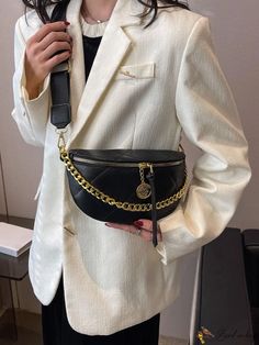 BirdinBag - Stylish Quilted Waist Bag with Chain Embellishment Chic Quilts, Adjustable Bag, Korean Fashion Trends, Waist Bags, Bum Bag, Waist Pack, Handbags For Men, Chest Bag, Waist Bag