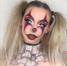 Helovin Make Up, Killer Clown Hairstyles, Killer Clown Makeup Women, Roller Derby Makeup, Halloween Face Paint Ideas For Women, Derby Makeup, Clown Hair, Halloween Makeup Sugar Skull