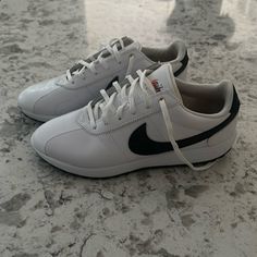 Excellent Condition, Worn Twice. I Hate Golf. White Casual Golf Shoes With Round Toe, Casual White Golf Shoes With Round Toe, Casual White Round Toe Golf Shoes, Casual White Golf Shoes With Laces, White Synthetic Golf Shoes, Nike Synthetic Round Toe Golf Shoes, Nike Golf Shoes With Synthetic Material And Round Toe, Nike Casual Golf Shoes With Round Toe, White Nike Synthetic Golf Shoes