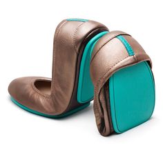 With its warm hue and refined shimmer, Bronze exudes timeless sophistication. A statement neutral for day to night, season to season, and year to year—Bronze is a style for all time. Tieks Ballet Flats, Tieks Shoes, Gold Glam, Pink Ballerina, Designer Flats, Pewter Color, Nylon Tote, Leather Ballet Flats, Ballet Flat Shoes