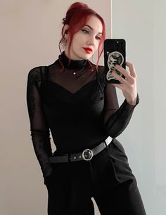 Corporate goth outfit business casual work outfit ootd all black total black red hair red lips Gothic Style Outfit, Red Hair Red Lips, Business Goth, Goth Corporate, Dramatic Outfits, Clean Goth, Business Baddie, Clean Outfits