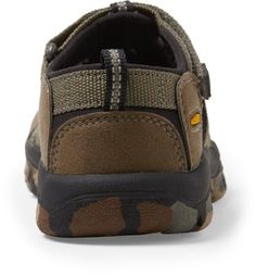 With quick-dry webbing  KEEN Newport H2 kids' sandals take on any wet or dry adventure you want. Elastic laces and adjustable hook-and-loop straps let kids put them on and take them off on their own. Scratch-resistant Open Toe Sandals For Outdoor, Scratch-resistant Synthetic Sandals For Outdoor Activities, Adjustable Round Toe Sport Sandals For Adventure, Adjustable Sport Sandals With Round Toe For Adventure, Adjustable Sport Sandals With Rubber Sole For Outdoor Activities, Adjustable Sport Sandals With Rubber Sole For Outdoor, Casual Adjustable Sandals For Camping, Scratch-resistant Round Toe Sport Sandals For Outdoor, Durable Open Toe Sport Sandals For Camping