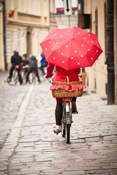 I'm cycling in the rain, just cycling in the rain... What a glorious feelin' I'm happy again.... Polka Dot Umbrella, Riding A Bike, Red Umbrella, Under My Umbrella, Singing In The Rain, Umbrellas Parasols, Bike Style