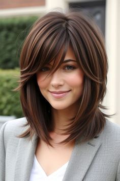 Short Cut Hair, Haircuts For Medium Length Hair, Layered Haircuts For Medium Hair, Fabulous Hair, Chin Length Hair, Shoulder Hair, Haircuts For Medium Hair, Hair Women, Cut Hair