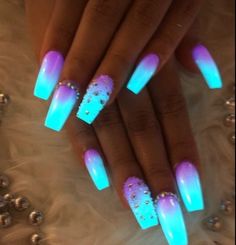 Matted Nails, Fluorescent Nails, Fancy Nails Designs, Baby Lips, Bright Nails, Dark Nails