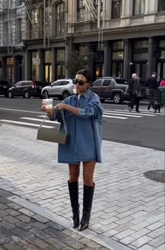 Fall Outfits Jeans Casual, October Dinner Outfits, Fall Outfits 2023 Street Style, Boots In The Summer Outfits, Casual European Fall Outfits, Fall Dallas Outfit, Wrap Dress And Boots Outfit, Fall Outfit Inspo 2023 Work, Urban Professional Outfits