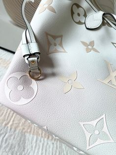 ADC Fashion Lu-Vi bags - 744 A+ Excellent Quality copies; Contact us if you've any questions in your mind. Vuitton Bag, Top Collection, Luxury Women, New Handbags, Cute Bag, Crossbody Shoulder Bag, Luxury Bags, Contact Us, Wellness Design