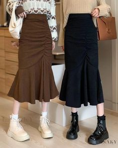 Lasaky - Exquisite Fish Tail Skirt: Luxurious High-Waisted Velvet Midi Skirt with Fine Tailoring Rok Midi, Velvet Midi Skirt, Thanksgiving Fashion, Rock Outfit, Fishtail Skirt, Skirts Midi High Waisted, Brown Skirts, Mermaid Silhouette, Mermaid Skirt