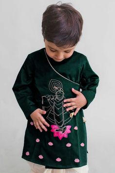 Pichwai Art, Embroidery Kurta, Boy Styles, Wedding Kurta For Men, Kids Dress Boys, Kids Kurta, Kids Ethnic Wear, Kids Dress Collection, Fabric Painting On Clothes