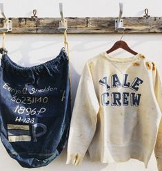 Vintage Varsity, Ivy Style, College T Shirts, Streetwear Men Outfits, Street Outfit, 가을 패션, Vintage Sports, 로고 디자인