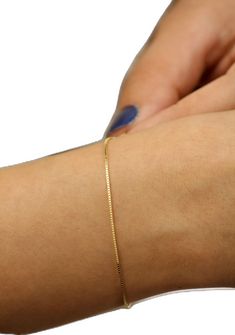 Adjustable Gold Bracelet With Curb Chain For Gift, Dainty Box Chain Bracelet, Round Curb Chain Bracelet Gift, Yellow Gold Snake Chain Bracelet Gift, Dainty Box Chain Bracelet Jewelry, Yellow Gold Curb Chain Charm Bracelet Gift, Adjustable Box Chain Gold Bracelet As Gift, Rectangular Curb Chain Jewelry For Gift, Dainty Gold Snake Chain Bracelet As Gift