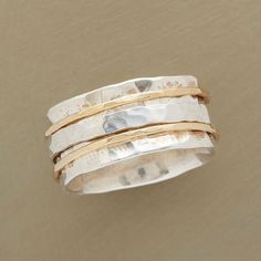 PERFECT PARTNERS RING Partner Rings, Family Jewels, Spinner Rings, Girly Stuff, Hammered Silver, Schmuck Design, Bling Bling, Gold And Silver, Ring Verlobung