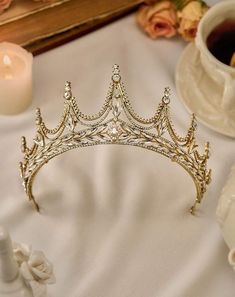 Kids Tiara, Royalty Crown, Princess Vintage, Gold Bridal Hair Comb, Birthday Tiara, Beaded Hair Pins, Queen Princess