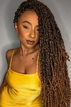 Individual Crochet Passion Twists, Pre Twisted Passion Twist Crochet Hair, Passion Twists Short, Passion Twist Tutorial No Crochet, Prelooped Crochet Passion Twists, Braid Hair Dos, Short Curly Crochet Hair, Braids Bohemian, Cornrows Ideas