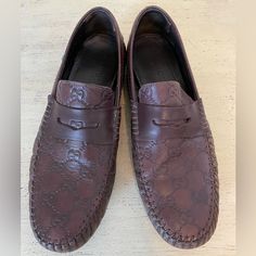 Gucci Made In Italy Gg Monogram Guccissma San Marino Driving Loafer Size 7 Us 8 Condition Overall Good Used. A Little Excess Wear On One Toe. Gucci Webbing Is Fraying On One End. Please See Photos Color Brown 1-28245.8xws Gucci Monogram Loafer, Shoes Gucci, Gg Monogram, Driving Loafers, Gucci Shoes, Photo Colour, Loafer Shoes, Men's Shoes, Loafers