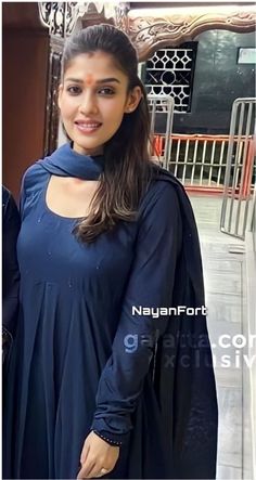 Nayanthara Kurti, Shreya Sharan, Kameez Designs, Salwar Kameez Designs, Photo Art Gallery, Indian Bollywood, Happy Days, Super Star, Salwar Kameez