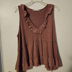 New Without Tags. Brownish Pink Color. Raw Edge Hem And Neckline. Loose Fit. Measurements In Pics. Smoke Free Home. V-neck Ruffled Tops For Loungewear, Fashion Reference, Black Tape, Flowy Tank, Winter Casual, Pink Brown, Raw Edge, Autumn Winter Fashion, Pink Color