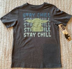 You will receive this Star Wars Baby Yoda T Shirt Size Small. New with tags. I ship all of my items out on Mondays and Tuesdays. Please feel free to message me if you have any questions. Thank you. Disney Toddler, Star Wars Kids, Star Wars Tshirt, Star Wars Yoda, Star Wars Baby, Star Wars Shirts, Kids Graphic Tees, Graphic Tee Shirts, Boys T Shirts