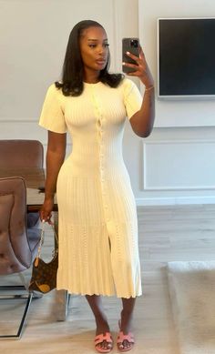 Woman Of God Outfits, Church Outfit Black Women Dresses, Comfy Feminine Outfits, Ola Core, Modest Outfits Ideas, Business Casual Dress Outfits, Modest Outfits Christian, Christian Outfits Modesty