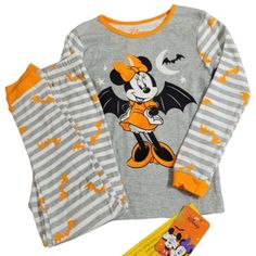 Disney Minnie Mouse Halloween Bat Pajamas 2 Piece Pajama Set Long Sleeve Shirt And Pants Girl Size 8 Brand New, Tags Attached Please Inquire About Splitting Or Creating A Bundle With Anything You See On My Page. Thank You For Looking ! Bat Pajamas, Mickey Mouse Pajamas, Pajama Set Long, Mouse Halloween, Minnie Mouse Halloween, Toddler Stuff, Disney Pajamas, Halloween Bat, Halloween Bats