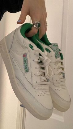 Reebok Club C 1985 TV - Chalk, Paper White & Green. These sneakers are styled with simplicity at their core. Perforated across the toe, they’re proudly branded, and completed with a base lf durable rubber. #reebok #reebokclassics #shoes #sneakers #fashion Reebok Club C 85 Outfit, Club C 85 Outfit, Rebook Shoes, Reebok Club C 85 Vintage, Reebok Shoes Women, Club C 85 Vintage, Reebok Club C 85, Club C 85