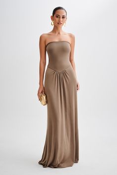 Ruby Strapless Slinky Maxi Dress - Coco
- MESHKI U.S Meshki Dresses, Capsule Wardrobe Basics, Maxi Dress Sale, Swimwear Sale, Festival Outfits, Capsule Wardrobe, Latest Fashion Trends, Dresses For Sale, Latest Fashion