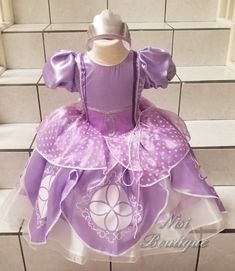 "🎃\"If your order is within the USA, you are still on time to receive it before for Halloween 2021, Thank you and place your order as soon as possible!\"🎃 ★.**'Beautiful Sofia Dress or Princess Sofia Costume, Baby Girl Dress★'.★ Sofia is a girl of plebeian origin, until the king of the kingdom where she lives falls in love with her mother. Sofia learns that being a princess is not so easy, and she must learn to behave as her heart tells her. She is a beautiful girl with brown and wavy hair. He Purple Princess Dress For Birthday, Princess Sofia Dress, Sofia Costume, Crinoline Fabric, Princess Sofia Birthday, Being A Princess, Rapunzel Costume, Rapunzel Dress, Costume Princess