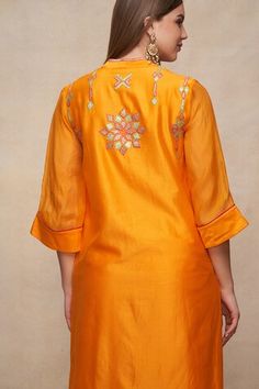 Mango straight kurta with geometric, floral placed gota embellishments. - Aza Fashions Designer Sets With Gota Work For Festivals, Yellow Fitted Straight Kurta, Yellow Semi-stitched Straight Kurta, Bohemian Yellow Straight Kurta, Yellow Semi-stitched Cutdana Kurta, Yellow Printed V-neck Kaftan, Kurta Patterns, Womens Tunics, Three Quarter