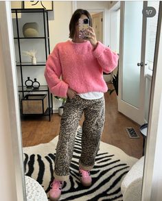 Cheetah Vest Outfit, Outfits With Leopard Pants, Sandwich Outfit Ideas, Leopard Sweatshirt Outfit, Pink Adidas Shoes Outfit, Leopard Jeans Outfit 2024, Funky Business Casual Outfits, Winter Date Night Outfit Dressy, Leopard Leggings Outfit