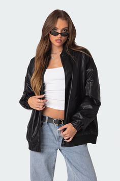 Cute Leather Jackets, Faux Fur Trim Coat, Leather Outfit, Shearling Jacket, Leather Jackets Women, Faux Leather Jackets, Coats Jackets Women, Leather Women, Bomber Jacket