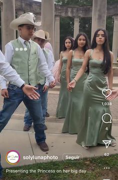 Princess And The Frog Chambelanes, Emerald Green Quinceanera Damas And Chambelanes, Light Green Chambelanes Outfits, Quinceanera Dama Suprise Dance Outfits, Green Quince Chambelanes, Emerald Chambelanes Outfits, Surprise Dance Outfits Quinceanera Green, Green Chambelanes