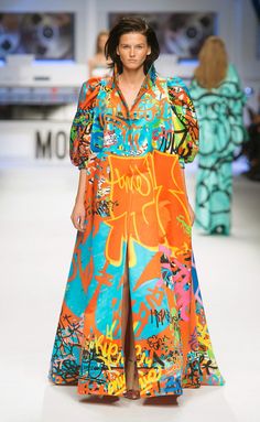 Moschino RF15 4015 Moschino 2015, Human Gesture, Pop Art Fashion, Collection Ideas, Stella Jean, Milano Fashion Week, 2015 Fashion, Passion Fruit, Fall 2015