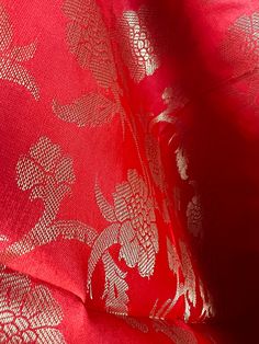 Red Color Dupatta with Floral Jaal design with red color tassles on both the ends of the dupatta. Perfect Gift !! Very Light Weight Item: DupattaBase color Red Fabric : Silk (Not Pure Silk)Work : Zari Weaved with tasselsLength of the Dupatta : 88 inches approx.Width of the dupatta : 33 inches (Approx.)Store Policies- No return or exchange will be accepted for color variations.- No return or exchange will be accepted if the color does not match your other clothing or your partners or anyone else.- Since this Dupatta is handmade hence little inconsistencies may be there however it is not considered as a defect.- Zari or thread coming out or on folds is not considered as defects.- Slight variation in actual color vs. image is possible due to the screen resolution. Color might look different i Luxury Katan Silk Dupatta For Rituals, Luxury Banarasi Silk Dupatta With Printed Motifs, Dupatta For Lehenga, Jaal Design, Vs Image, Men's Ethnic Wear, Bandhani Saree, Readymade Blouse, Kantha Stitch