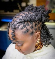 Short Dreadlocks, Lock Styles, Dreadlocks Styles, Dread Heads, Bridesmaids Makeup, Dread Styles, Sisterlocks Styles, Locs Styles