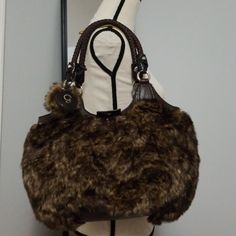 To Die For Faux Fur Guess Bag, Nwot. Bags Guess, Shifting Closet, Guess Bag, Brown Accessories, Texas Chainsaw, Book Holder, I'm Broke, Guess Bags, Book Holders