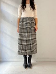 "- Vintage tweed maxi skirt - Lined with a zipper up the back - Feels like a wool shell - No tags - Medium  Waist: 30\" Hip: 21\" Length: 32\"" Tweed Lined Skirt For Fall, Wool Maxi Skirt For Workwear In Winter, Wool Maxi Skirt For Fall Workwear, Tweed Skirt Set, Maxi Rock, Womens Skirts, Skirt Medium, Tweed Skirt, Clothing Items