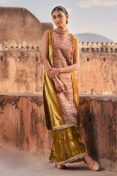 Buy Green Kurta And Pants Pure Silk Velvet Hand Embroidered Pitta Work Set For Women by Taisha Online at Aza Fashions. Pitta Embroidery, Pitta Work, Female Peacock, Kurta And Pants, Velvet Kurta, Velvet Dupatta, Round Border, Flare Pant, Long Frocks