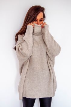 Beige Alpaca Wool Turtleneck Slouchy Oversize Sweater / Cream | Etsy 日本 Oversize Pullover, Oversize Sweater, Pull Oversize, Sweater Cream, Wool Turtleneck, Oversized Pullover, Pullover Sweater Women, Alpaca Wool, Sweaters Oversized