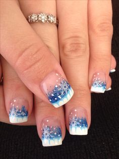 Winter gel nails with blue glitter and snowflake nail art design Simple Christmas Nails, Christmas Snowflakes Nails, Nail Art Noel, Snowflake Nail Art, Nails Yellow, Gel Nail Art Designs, Holiday Nail Designs, Nagel Tips, Christmas Nails Easy