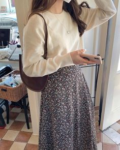 Mode Chanel, Chique Outfits, Neue Outfits, Modest Fashion Outfits, Mode Inspo, 가을 패션, Korean Outfits, Looks Style